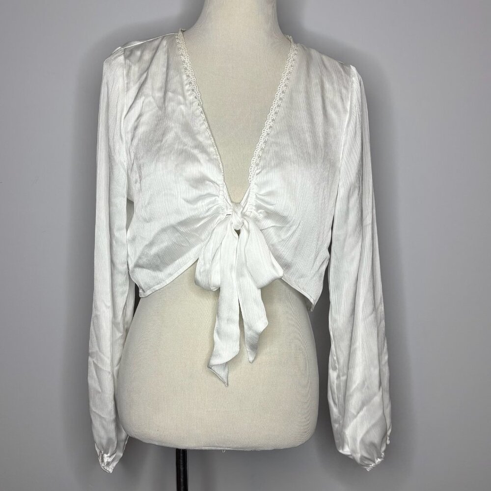 BCBGeneration - White Long Sleeve V Neck Tie Front Top